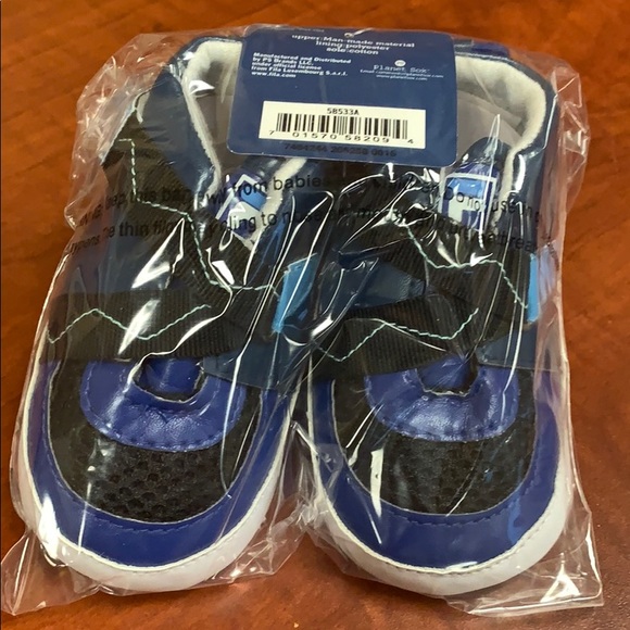 NWT | Fila Infant Shoes 9-12 Months - Picture 1 of 5